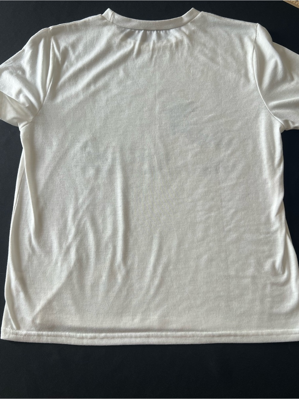 White Graphic Tee with Wave Illustration Size S from SHEIN - Picture 9 of 9
